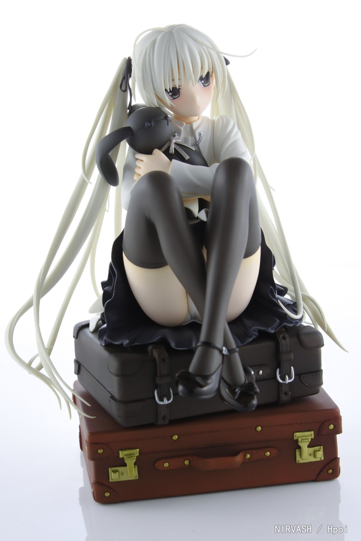 9CM Anime Cute Figure Kasugano Sora Where We Are Least Alone Sitting And Hugging The Rabbit Model Dolls Toy Gift Collect PVC