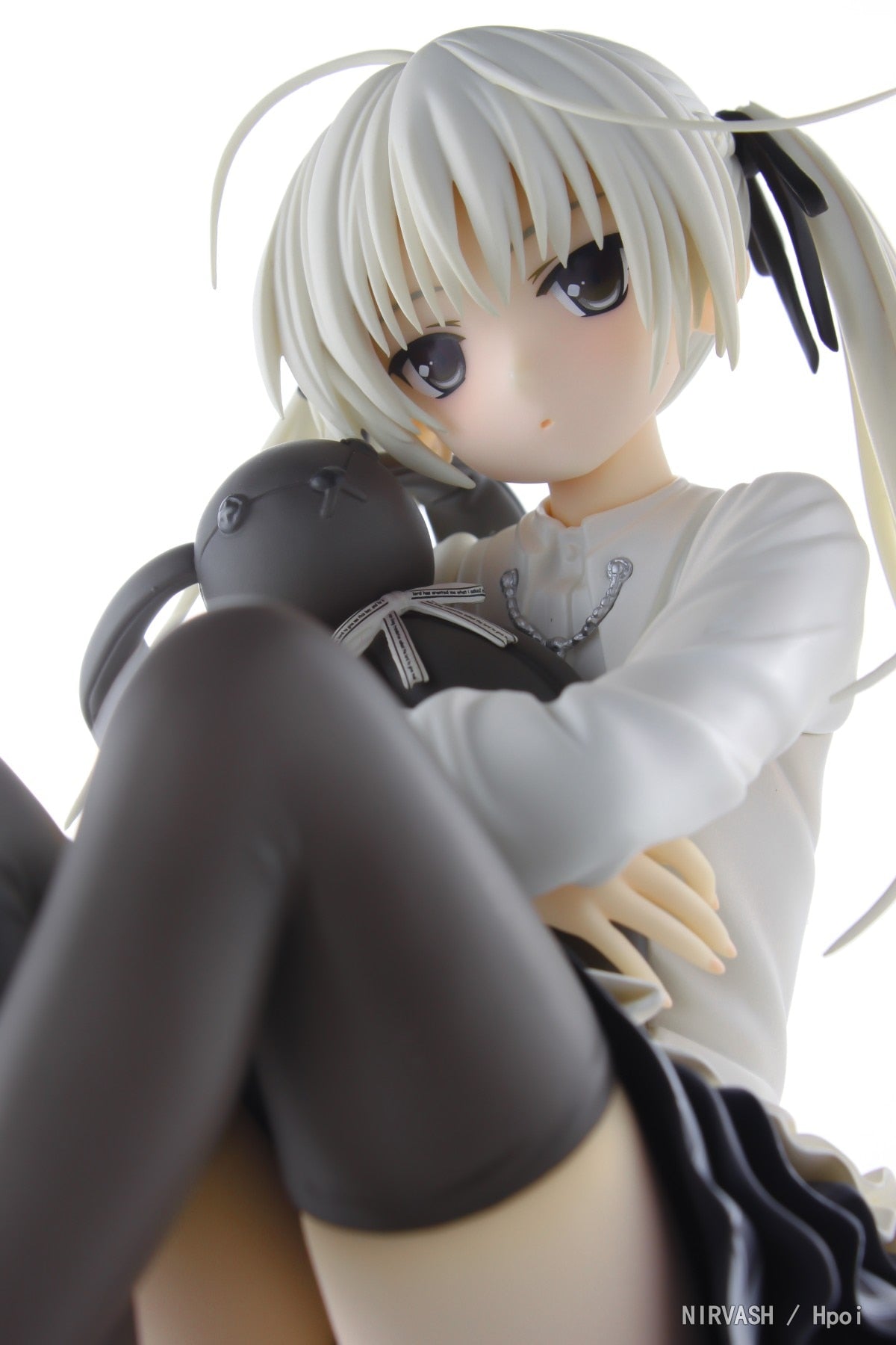 9CM Anime Cute Figure Kasugano Sora Where We Are Least Alone Sitting And Hugging The Rabbit Model Dolls Toy Gift Collect PVC